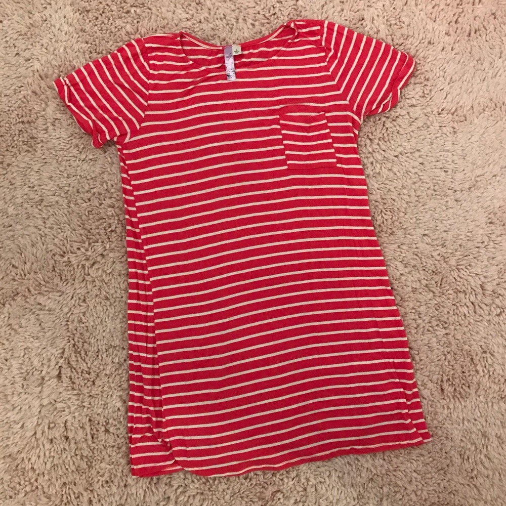 Francesca’s alya hot pink and white striped dress